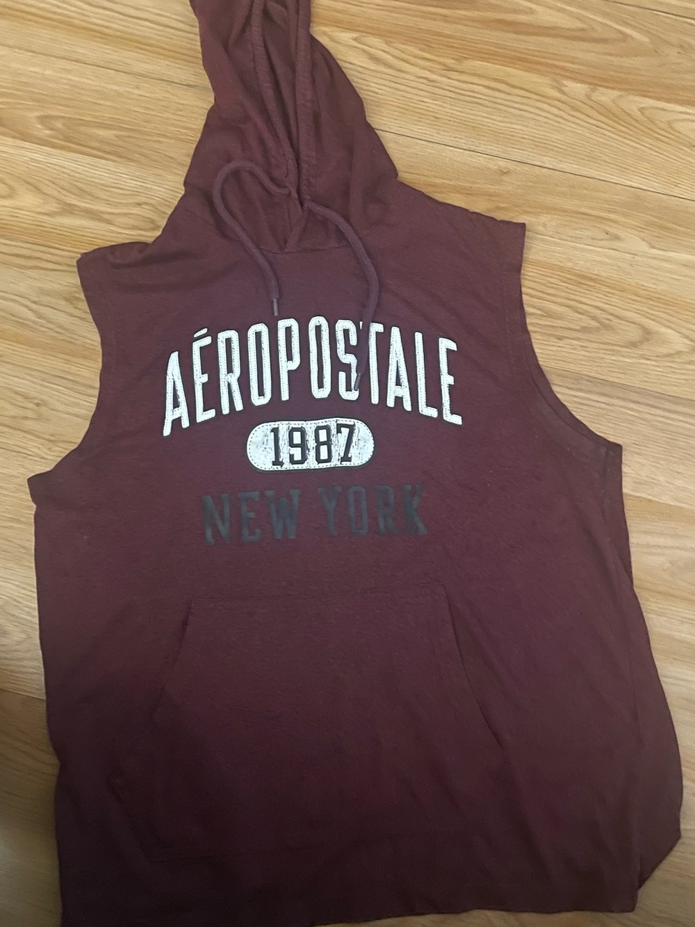 Aeropostale Sleeveless Maroon Hoodie Size Medium